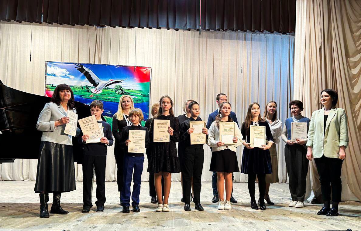 Завершился XVI Областной открытый конкурс юных пианистов.